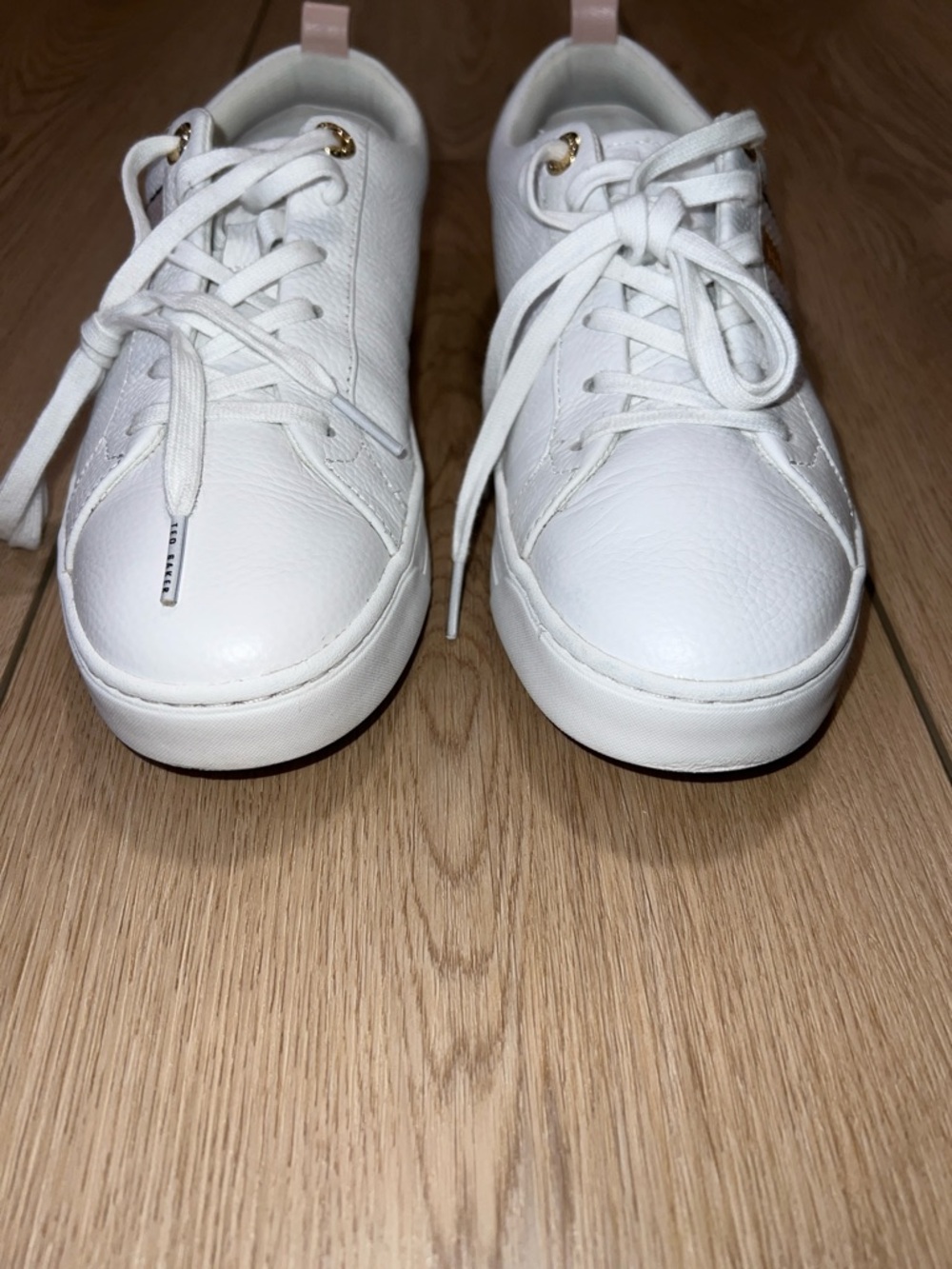 Ted Baker White Leather Sneakers with Blush Heel Tab - Picture 4 of 16